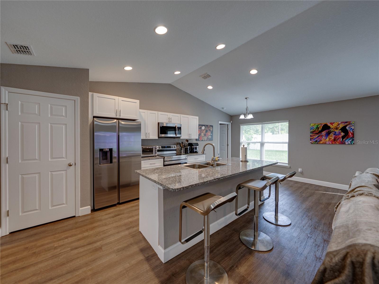 ORANGE HEIGHTS - Residential