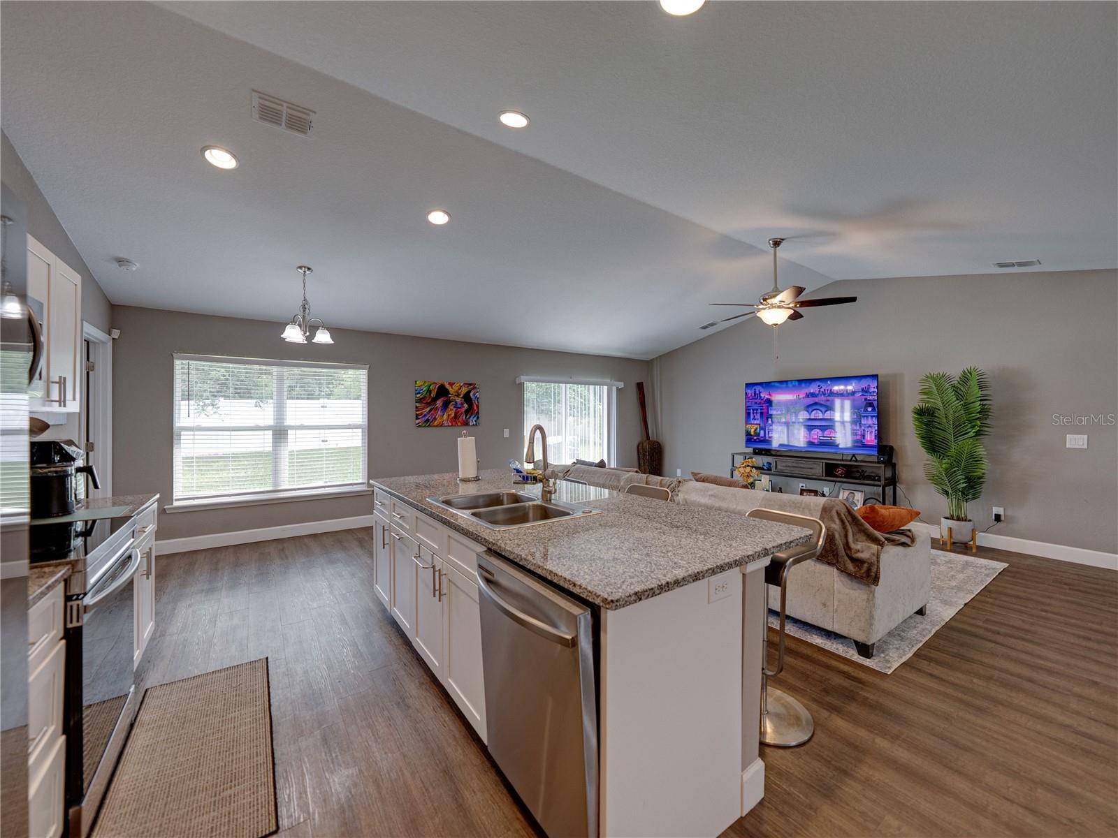 ORANGE HEIGHTS - Residential