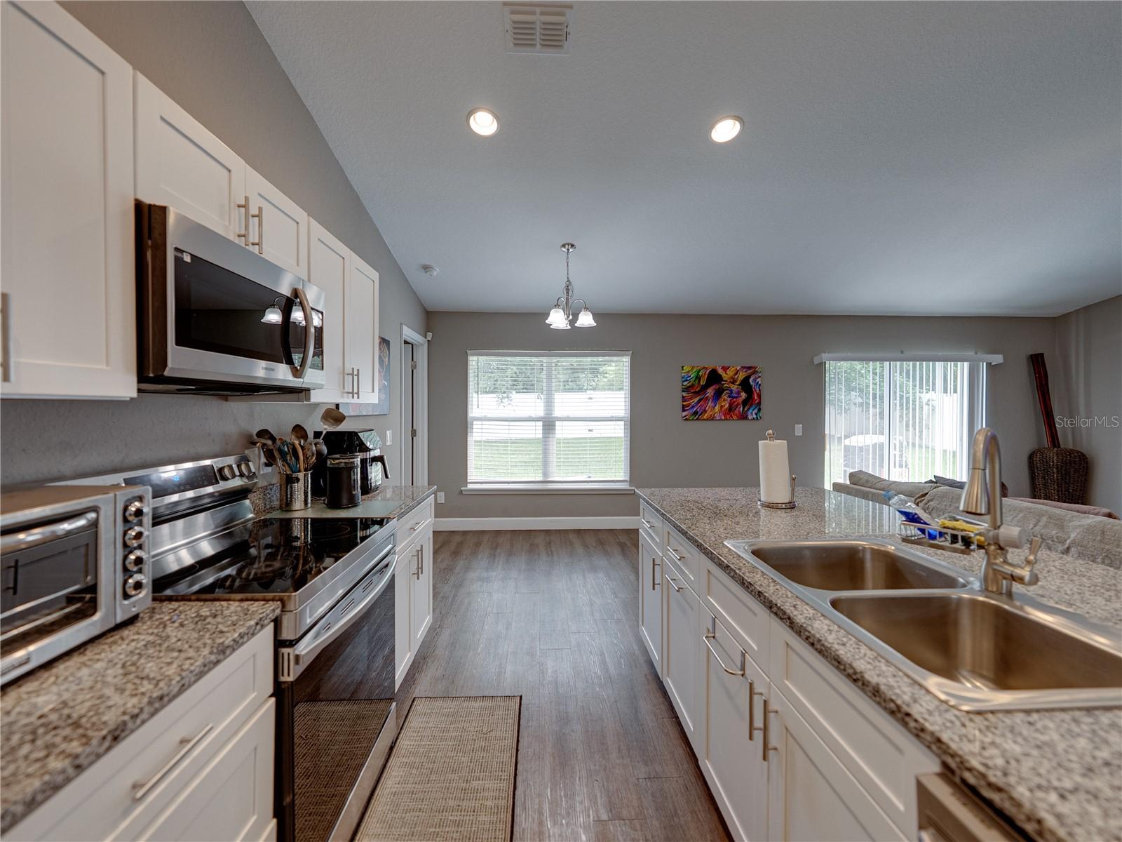 ORANGE HEIGHTS - Residential