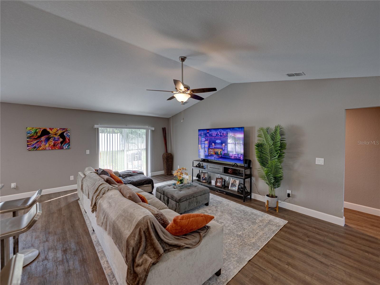 ORANGE HEIGHTS - Residential
