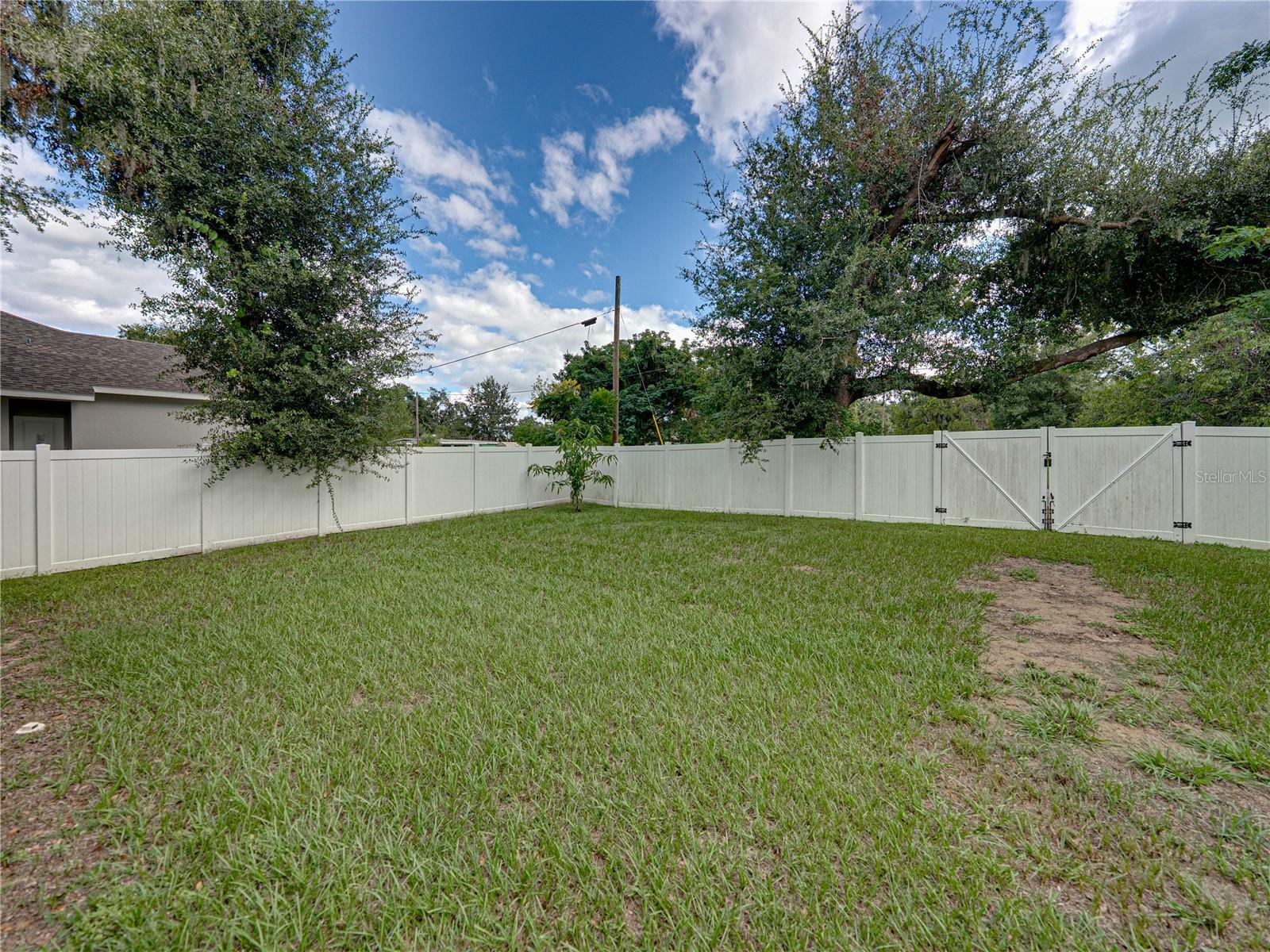 ORANGE HEIGHTS - Residential