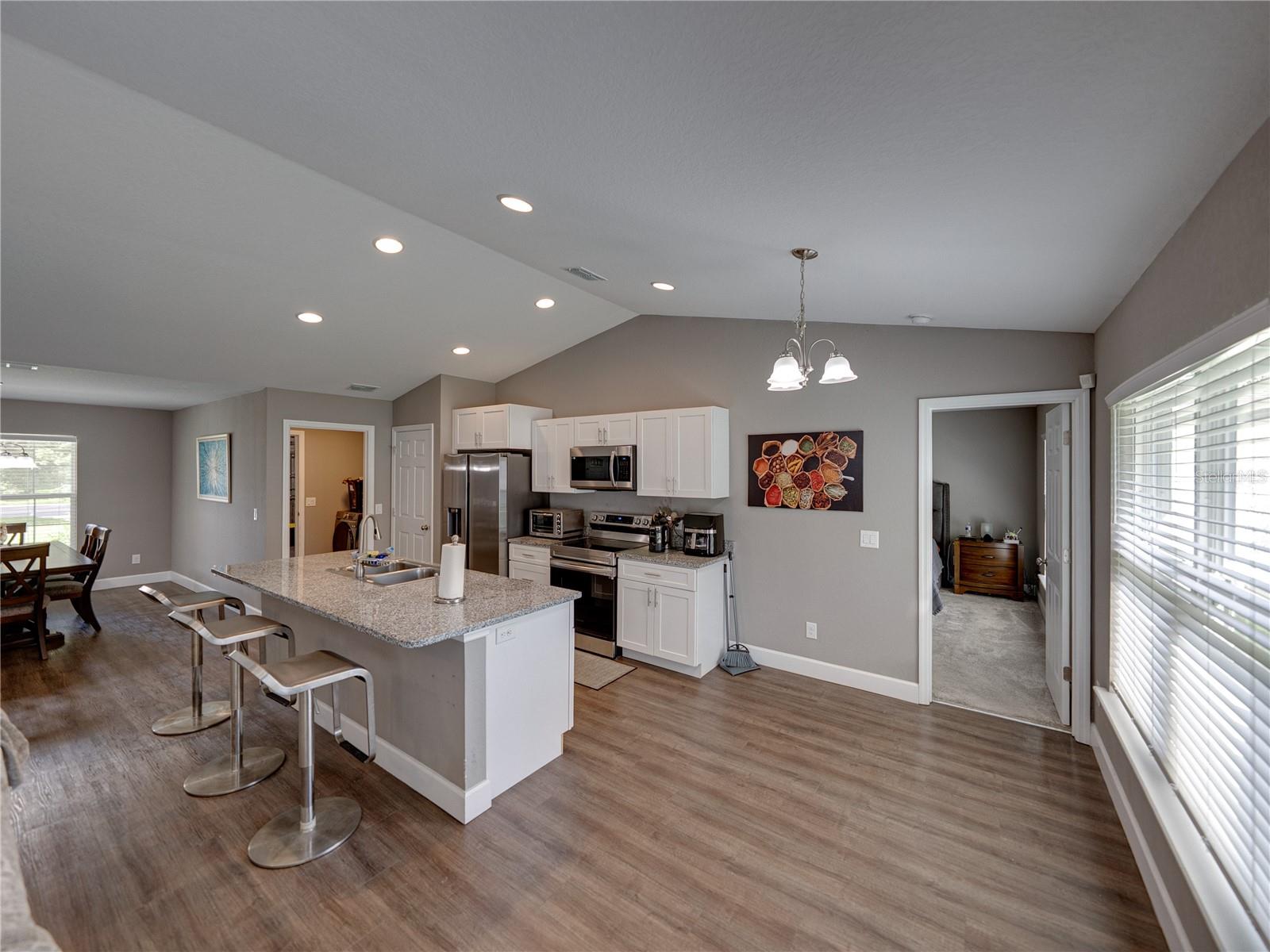 ORANGE HEIGHTS - Residential