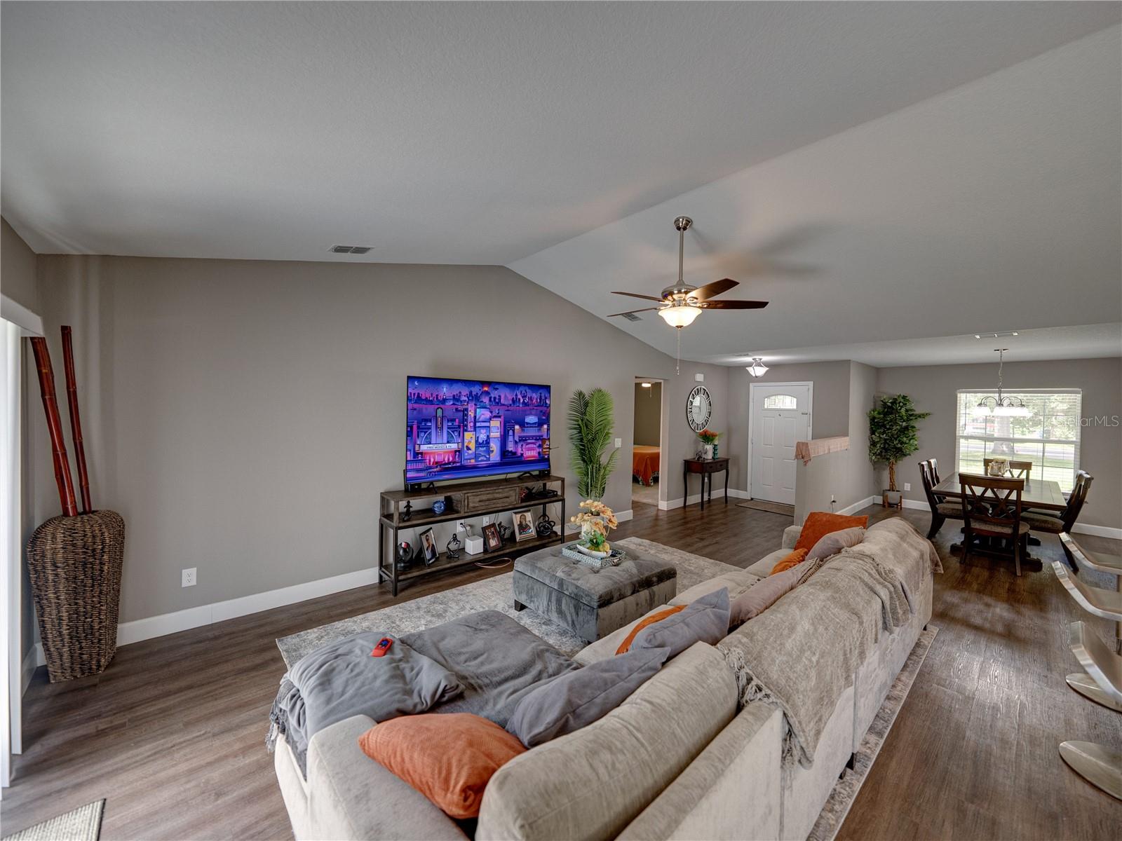 ORANGE HEIGHTS - Residential