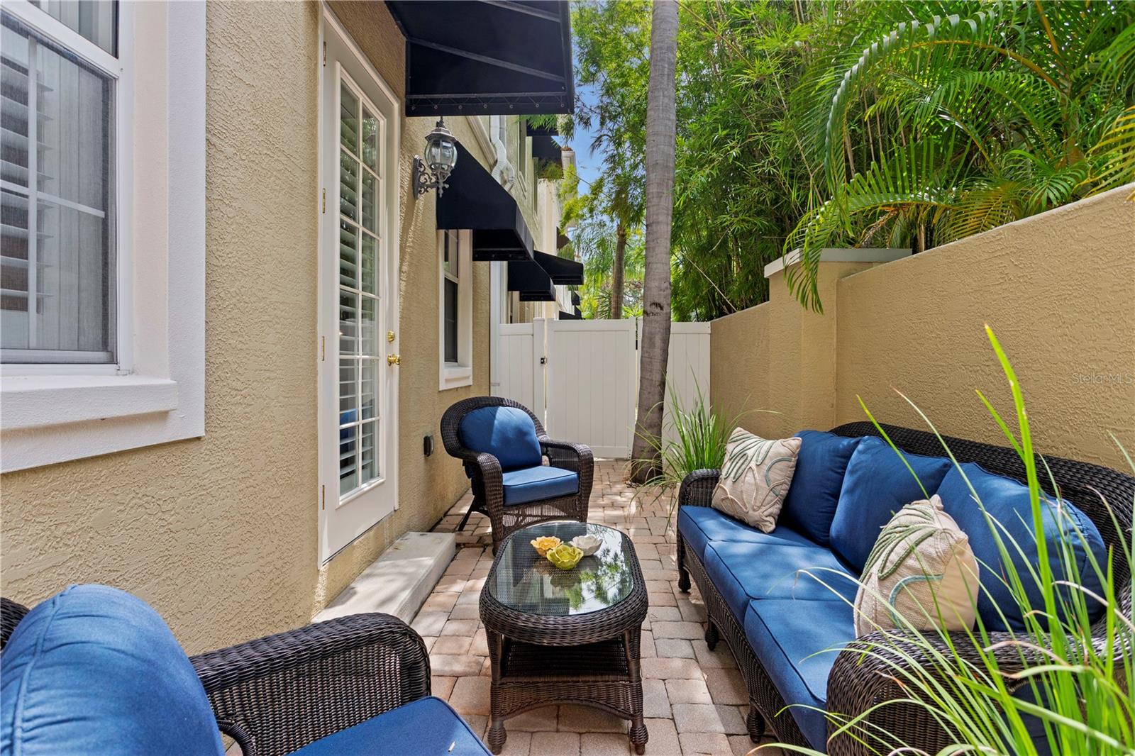GANDY SHERWOOD TWNHMS - Residential Lease