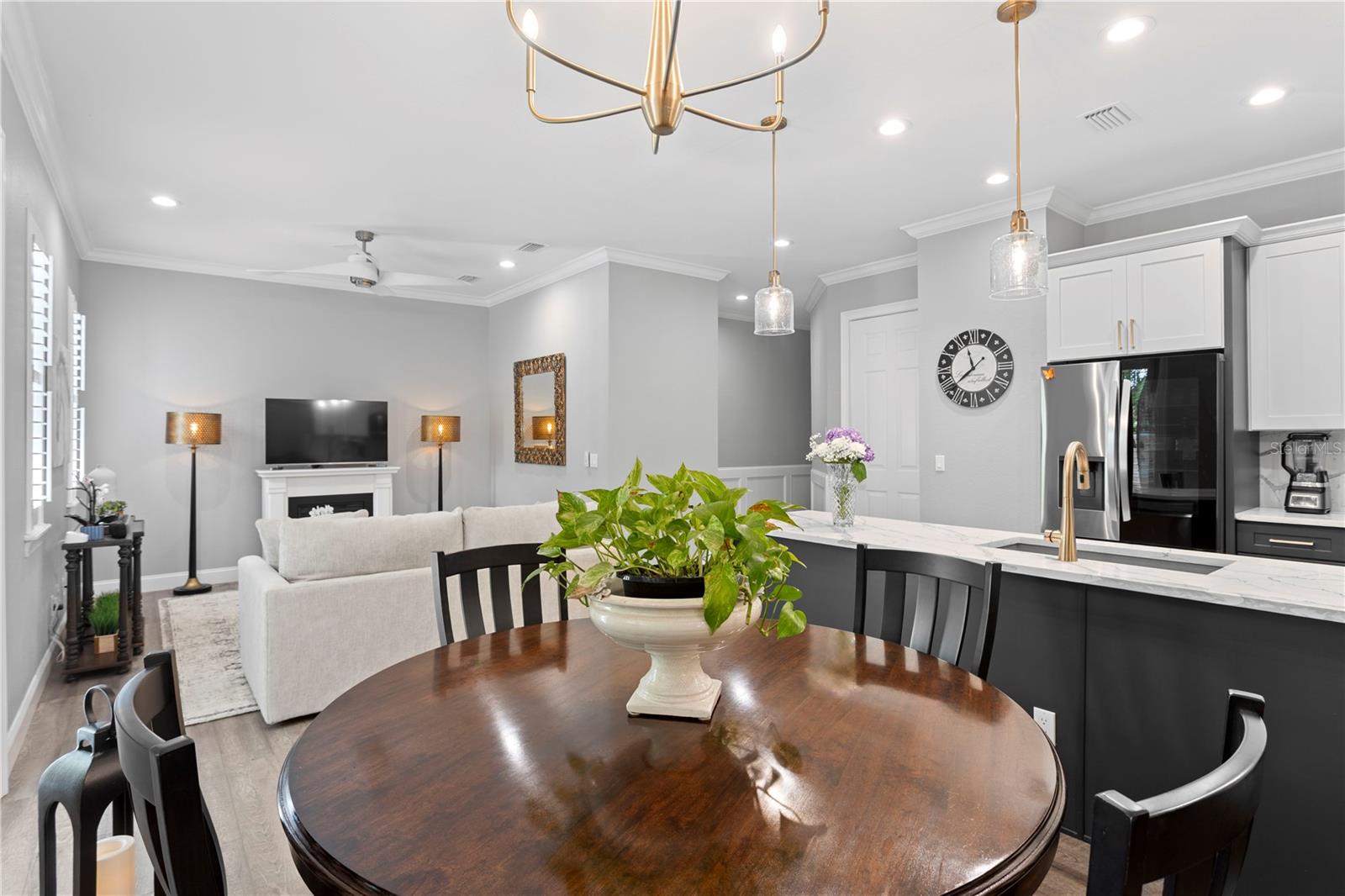 GANDY SHERWOOD TWNHMS - Residential Lease