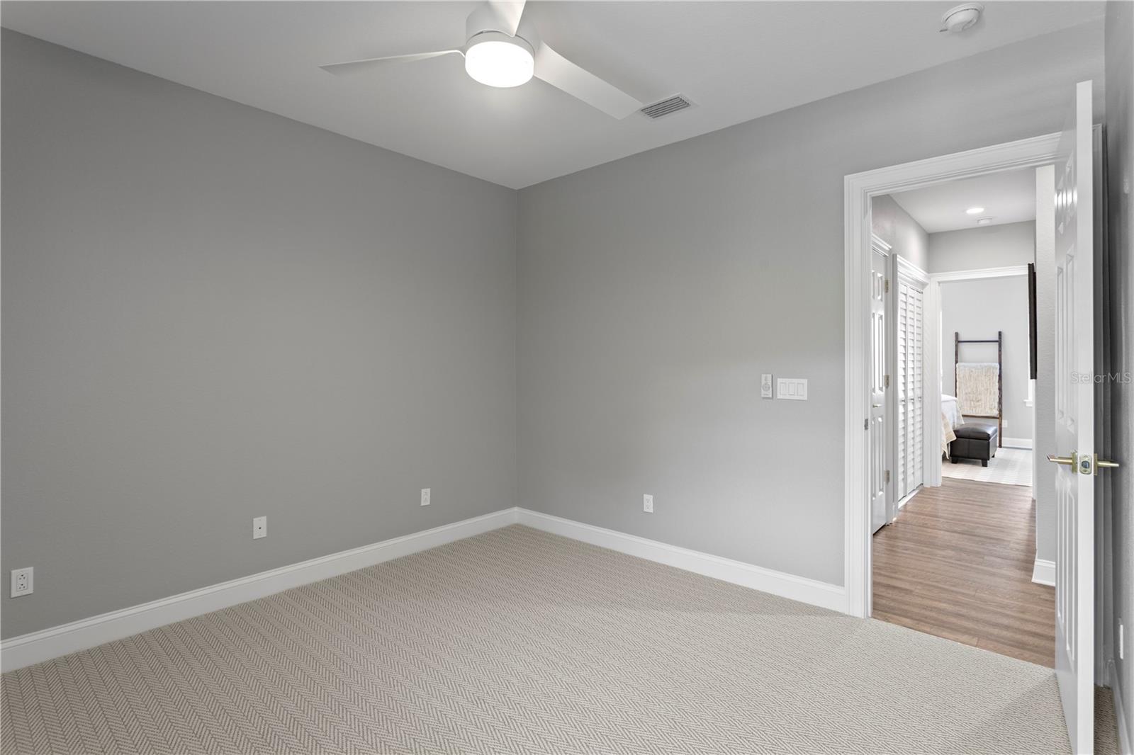 GANDY SHERWOOD TWNHMS - Residential Lease