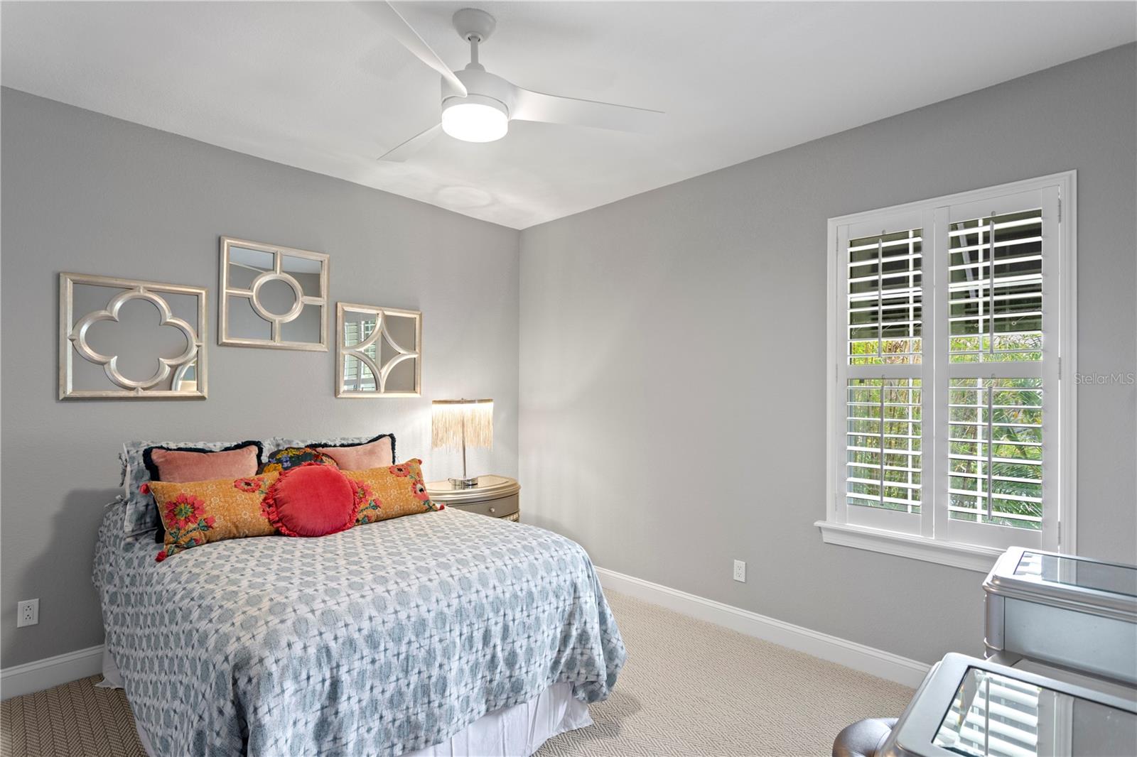 GANDY SHERWOOD TWNHMS - Residential Lease