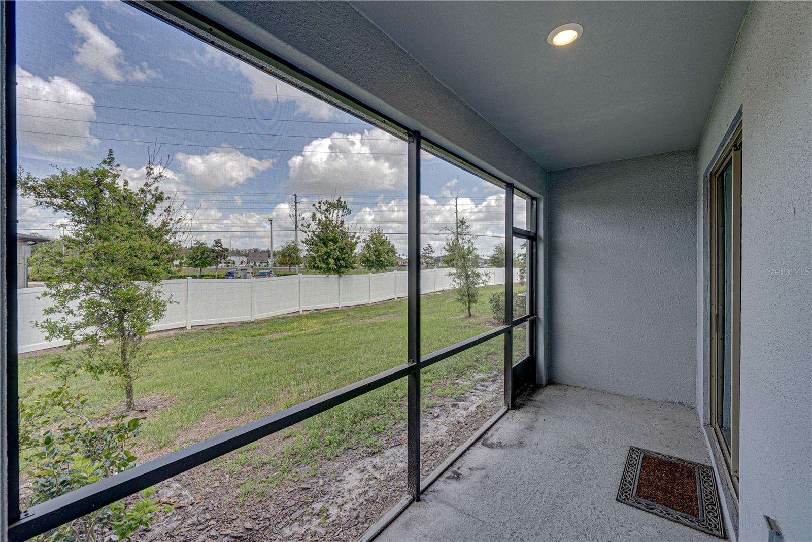 TOWNES AT VERIDIAN - Residential