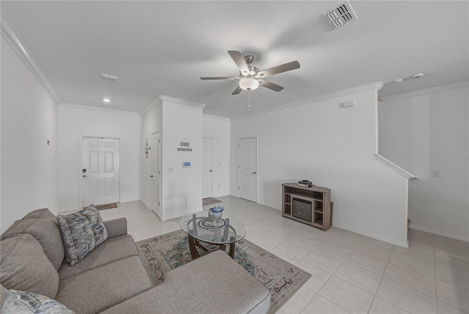 TOWNES AT VERIDIAN - Residential