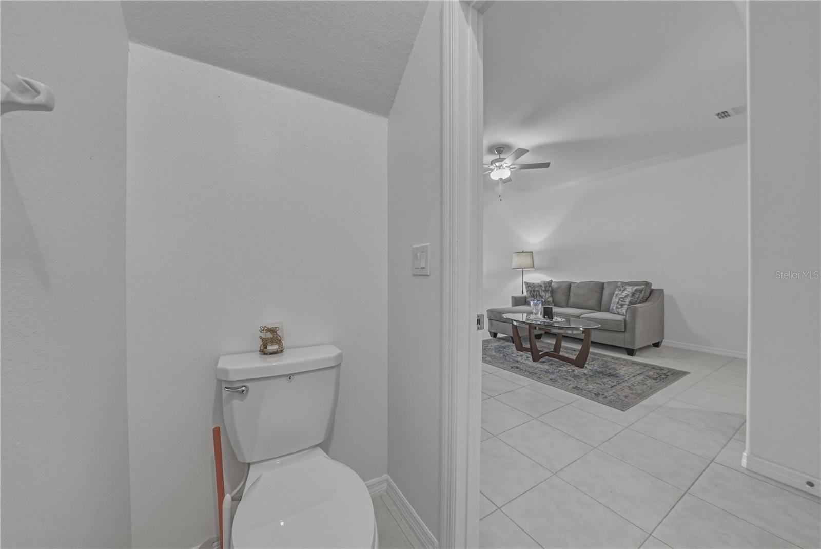 TOWNES AT VERIDIAN - Residential