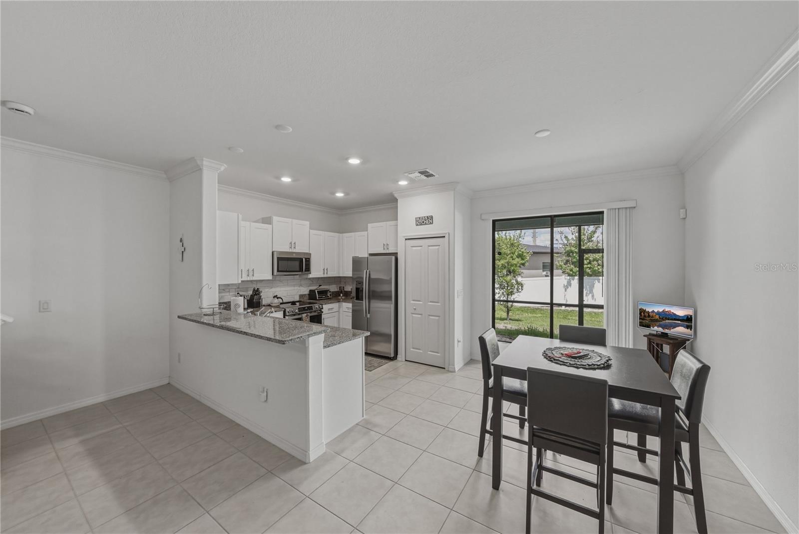 TOWNES AT VERIDIAN - Residential