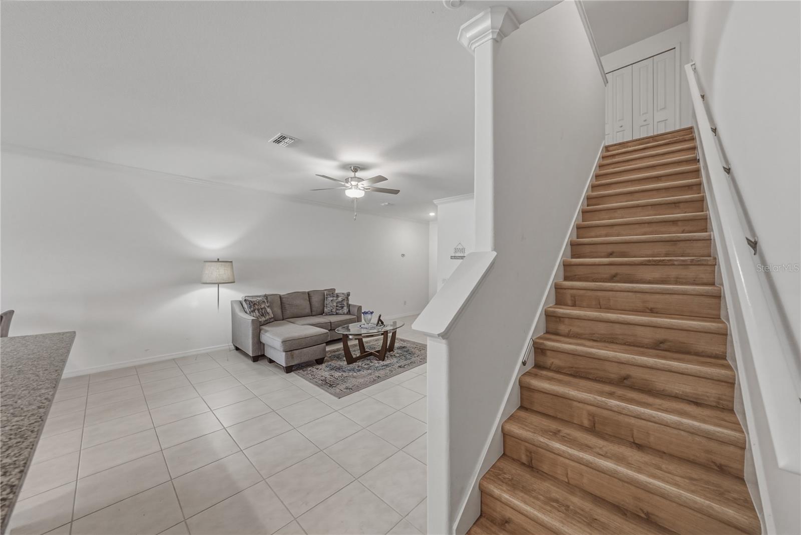 TOWNES AT VERIDIAN - Residential