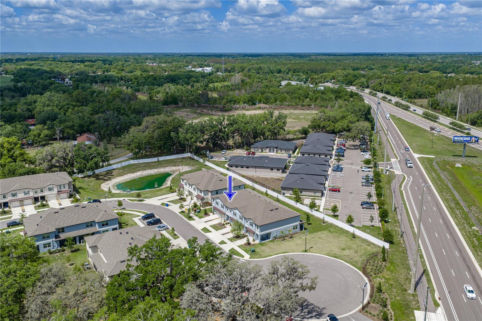 TOWNES AT VERIDIAN - Residential