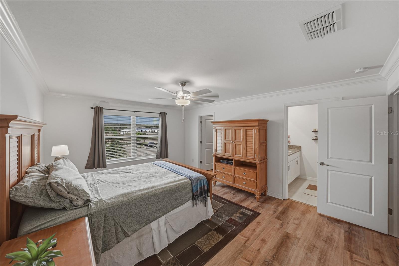 TOWNES AT VERIDIAN - Residential