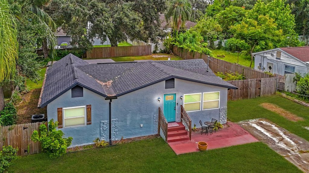 Photo of 8715 N Dexter Avenue, Tampa, FL 33604 (MLS # TB8430212)