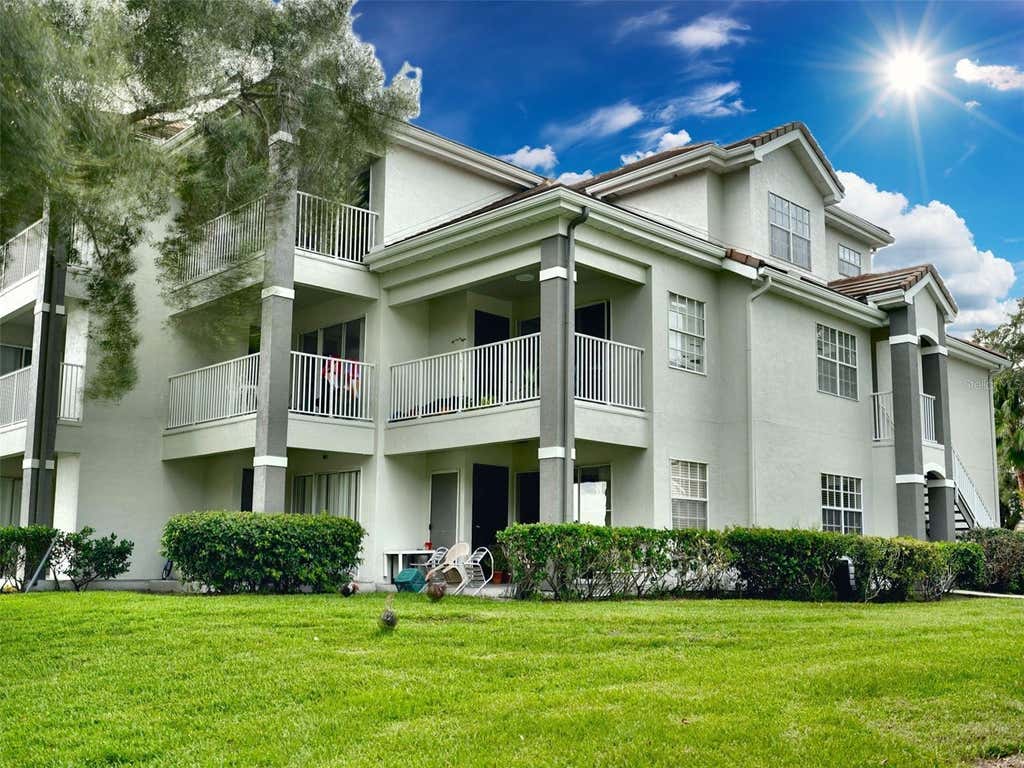 Photo of 13815 Fairway Island Drive #1335, Orlando, FL 32837 (MLS # O6433864)