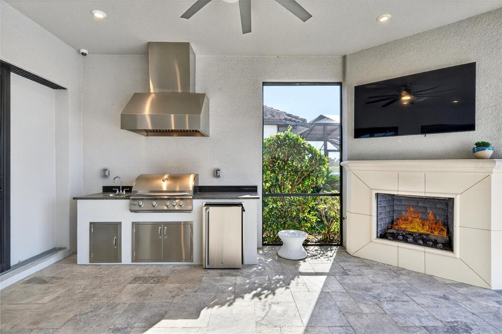 AZARIO ESPLANADE PH II SUBPH A,B & C - Residential