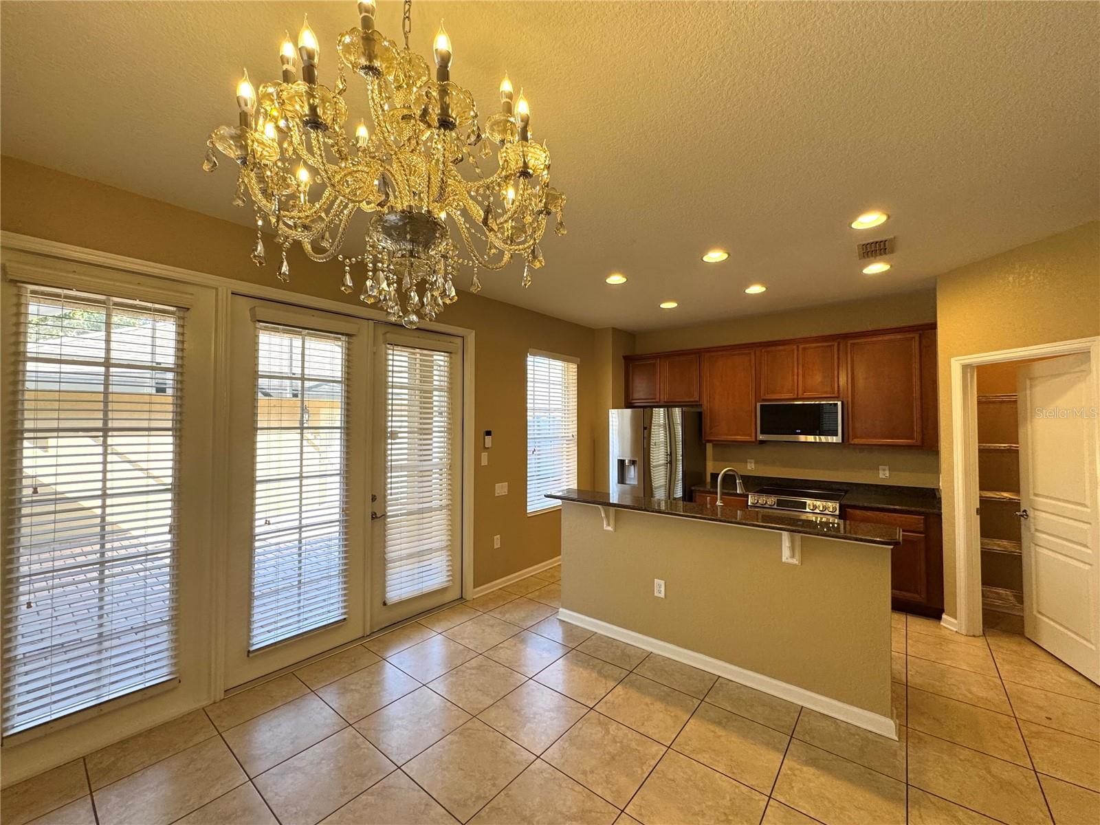 LAKE SAWYER SOUTH PH 03 - Residential Lease