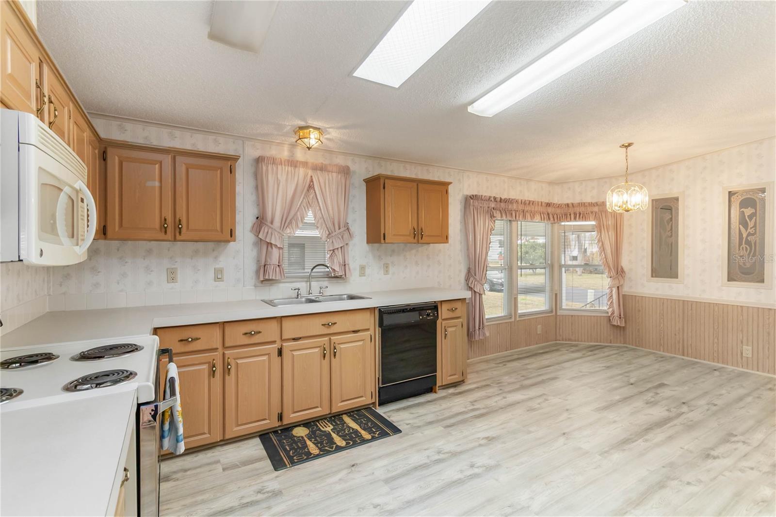 TEKA VILLAGE PH 1 - Residential