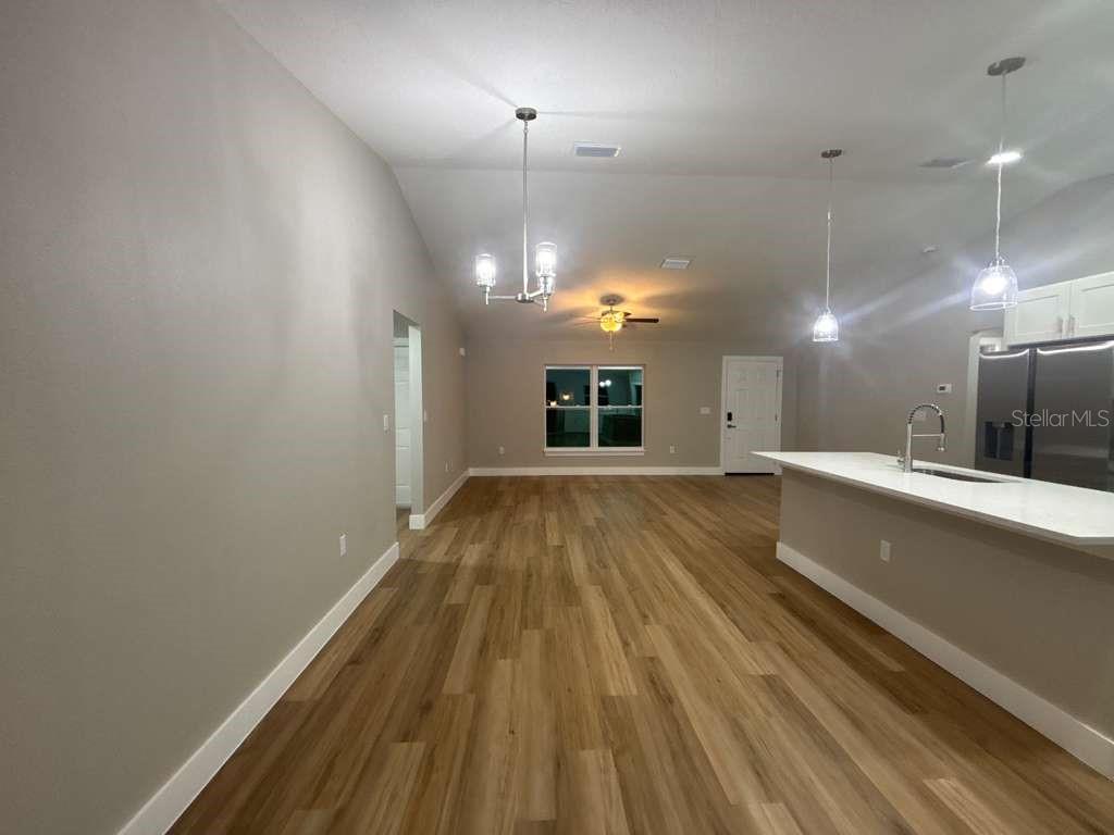 CITRUS SPGS UNIT 07 - Residential Lease