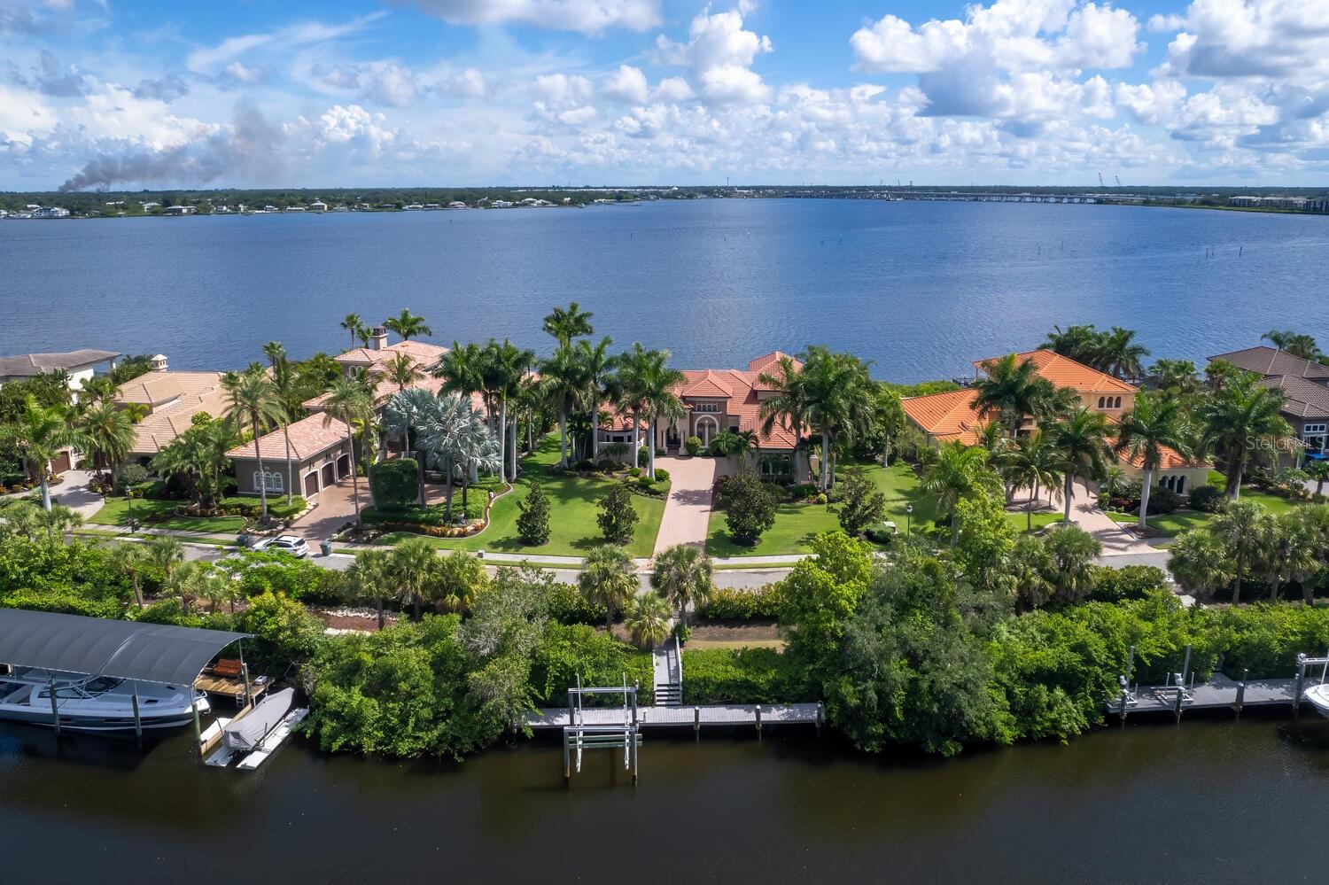 HAWK ISLAND - Residential