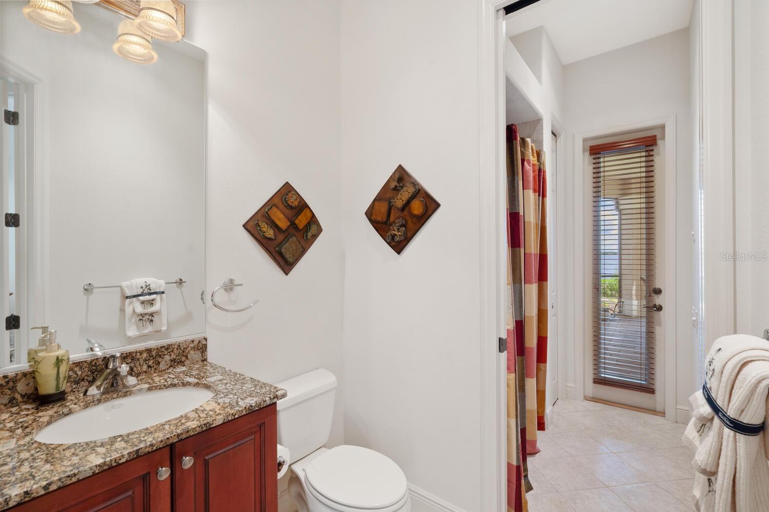 HAWK ISLAND - Residential