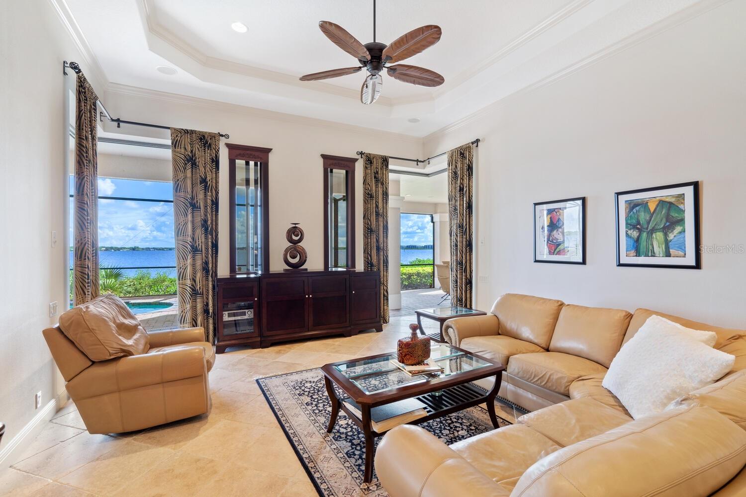 HAWK ISLAND - Residential