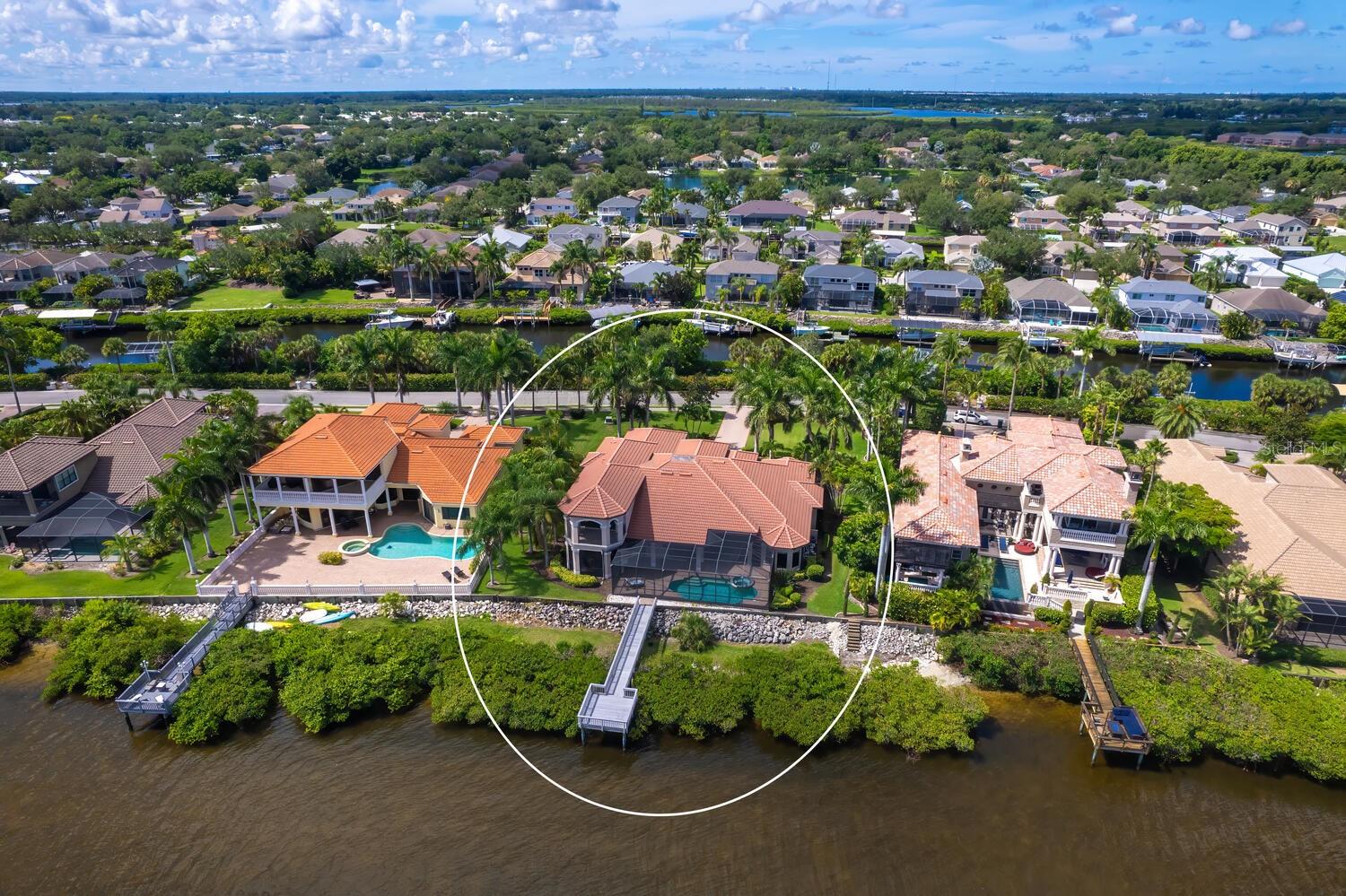 HAWK ISLAND - Residential