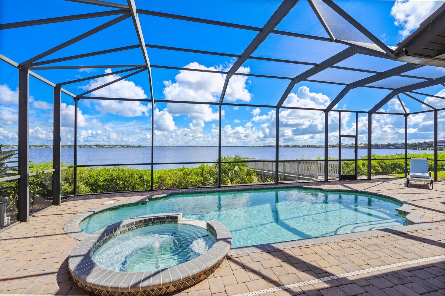 HAWK ISLAND - Residential