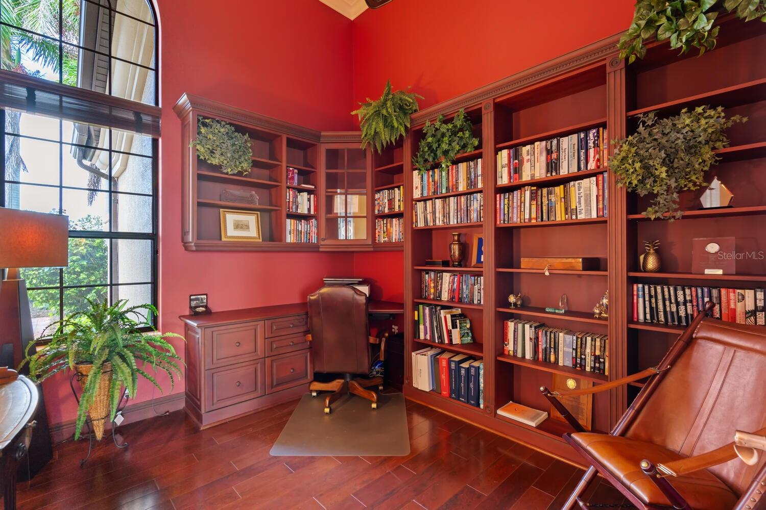 HAWK ISLAND - Residential