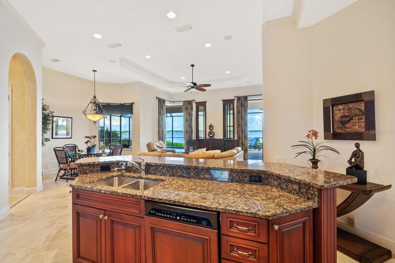 HAWK ISLAND - Residential