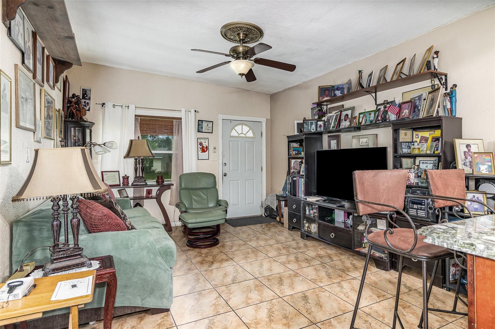 240 W GROSSENBACHER DRIVE