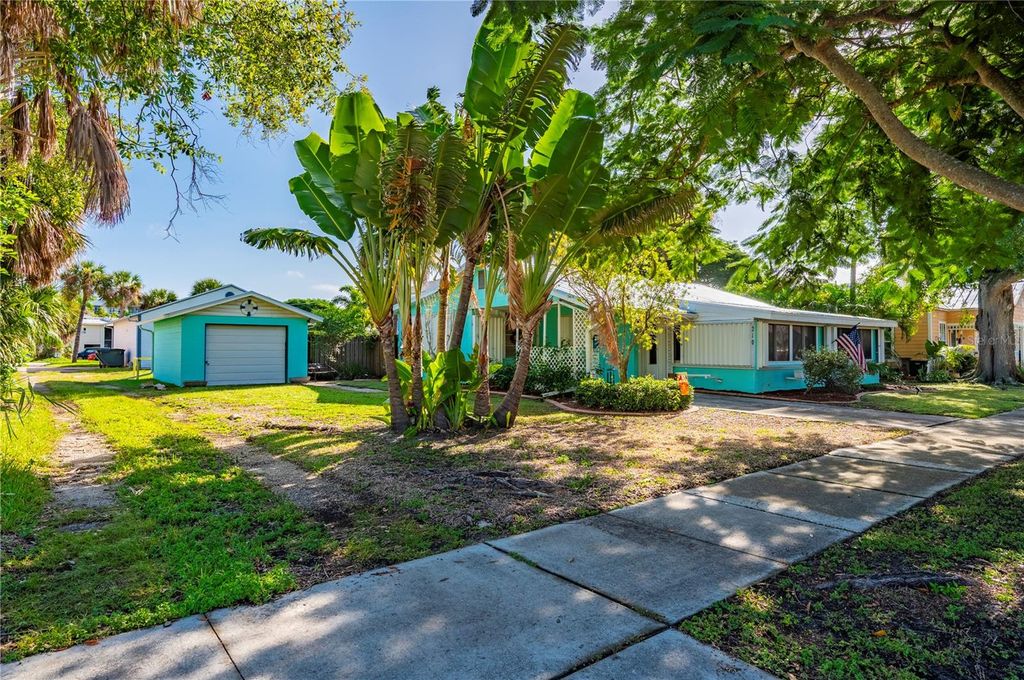 Photo of 210 Harvey Street, Punta Gorda, FL 33950 (MLS # C7515917)