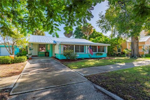 Photo of 210 Harvey Street, Punta Gorda, FL 33950 (MLS # C7515917)