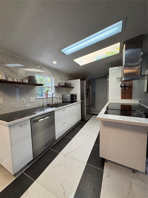 Tiny photo for 214 Morningside Avenue, Lady Lake, FL 32159 (MLS # G5119306)
