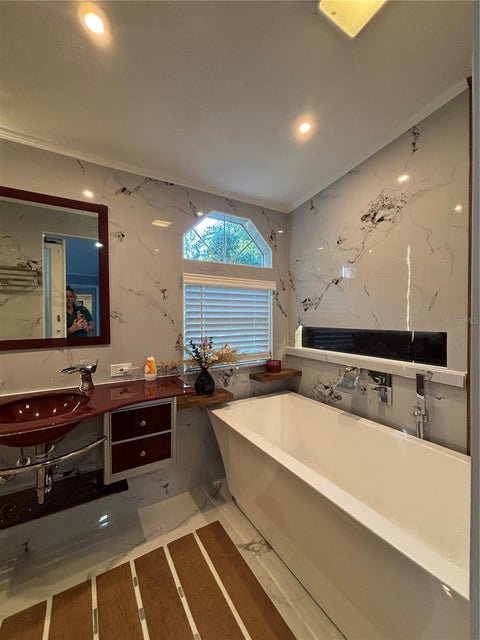Tiny photo for 214 Morningside Avenue, Lady Lake, FL 32159 (MLS # G5119306)