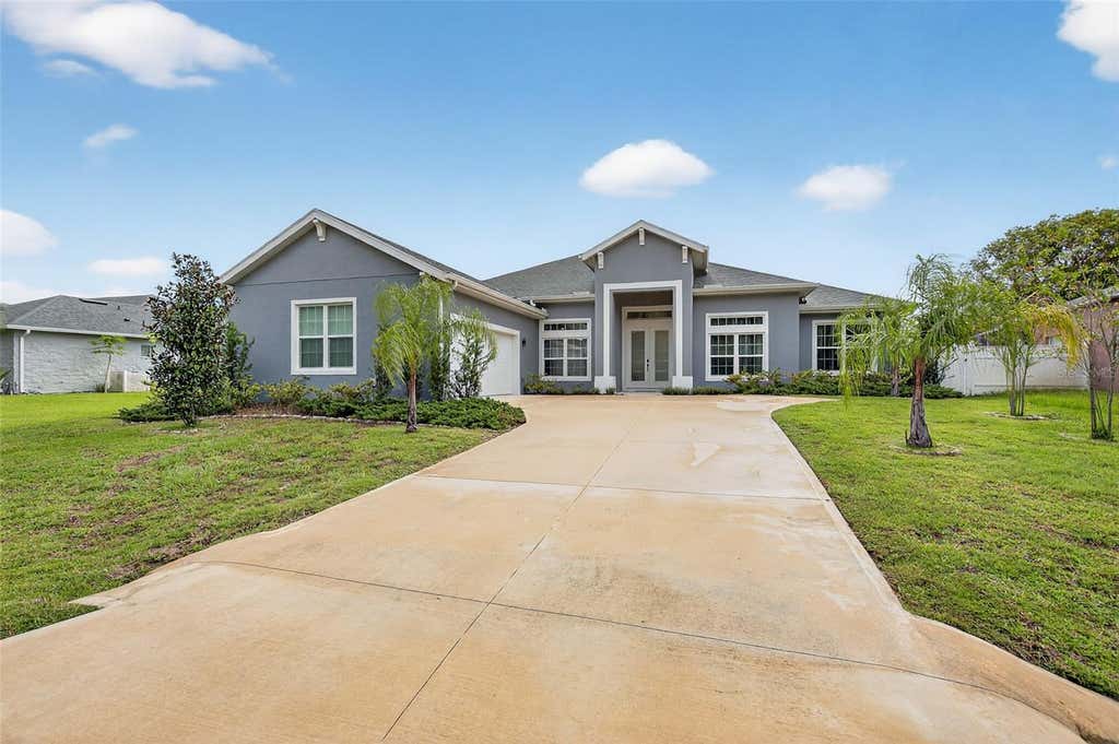 Photo of 46 Furness Place, Palm Coast, FL 32137 (MLS # FC320393)