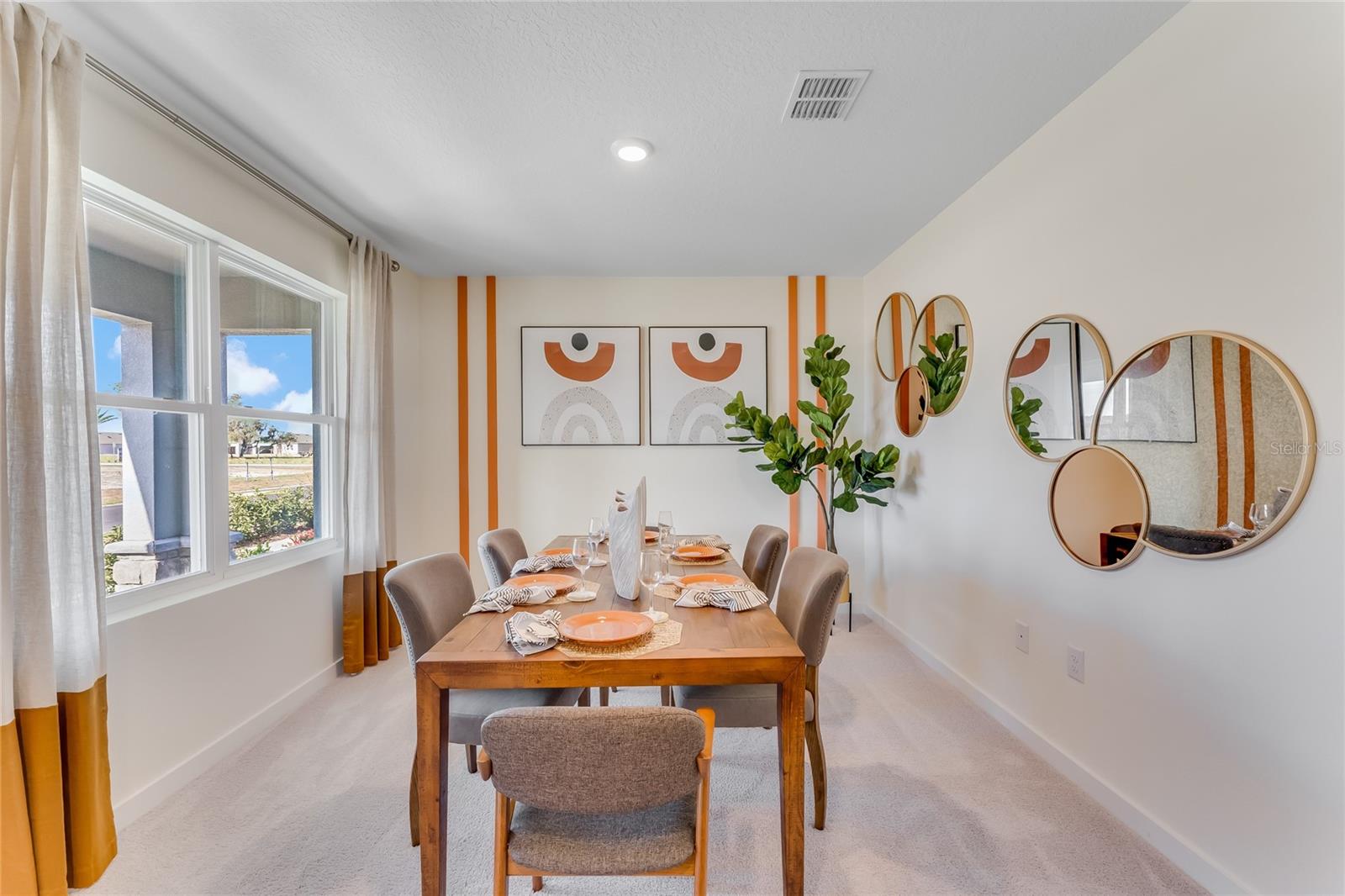 BUENA LAGO - Residential