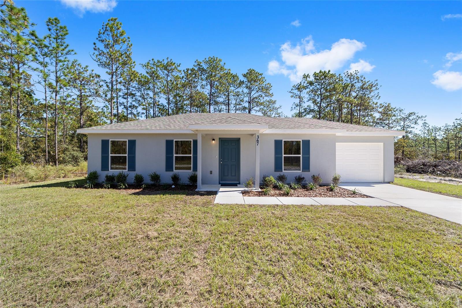 RAINBOW LAKES ESTATES - Residential