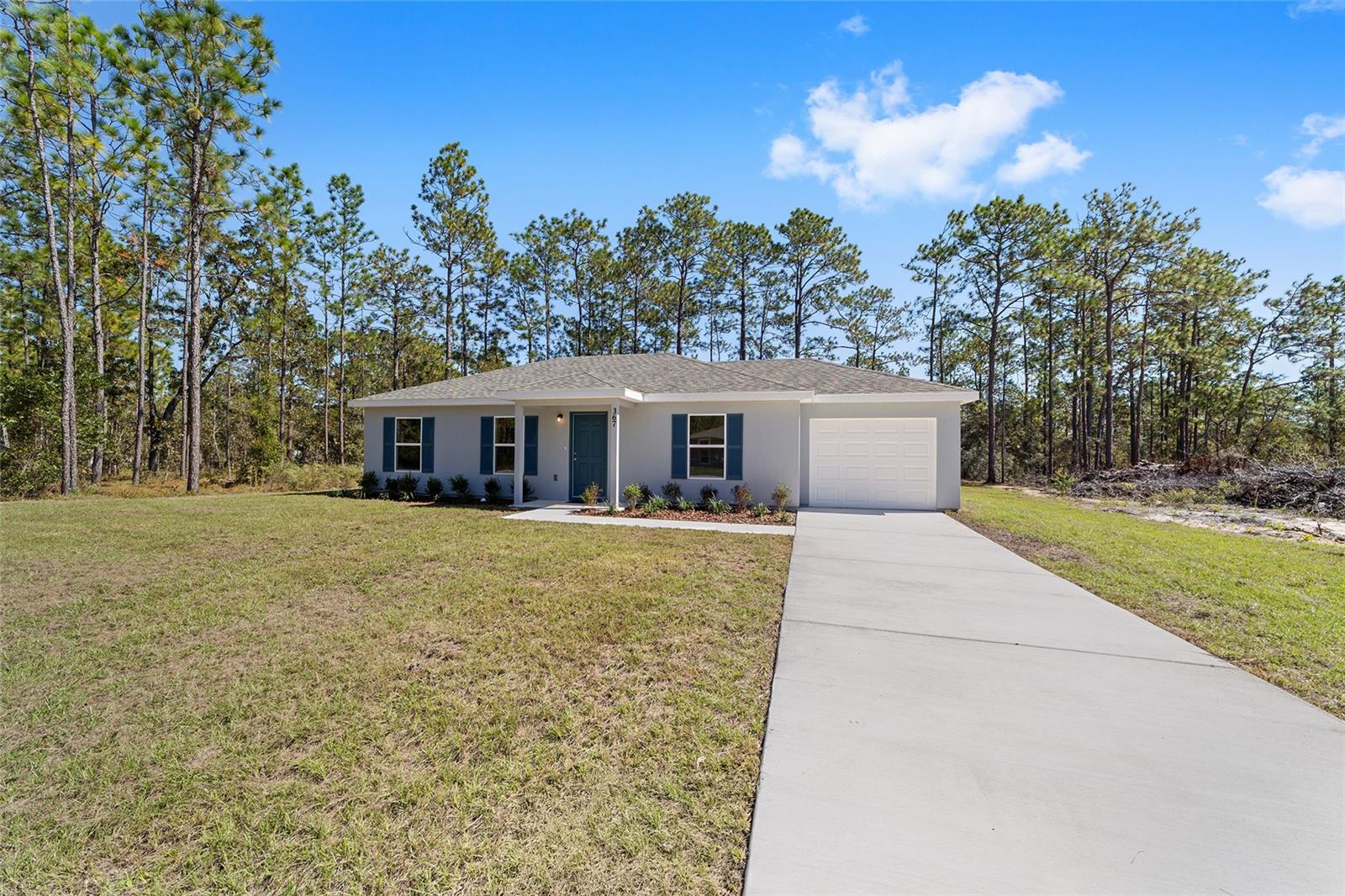 RAINBOW LAKES ESTATES - Residential