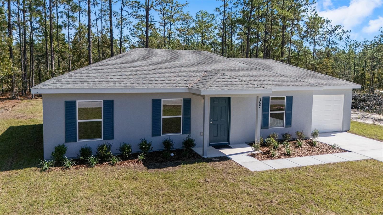 RAINBOW LAKES ESTATES - Residential