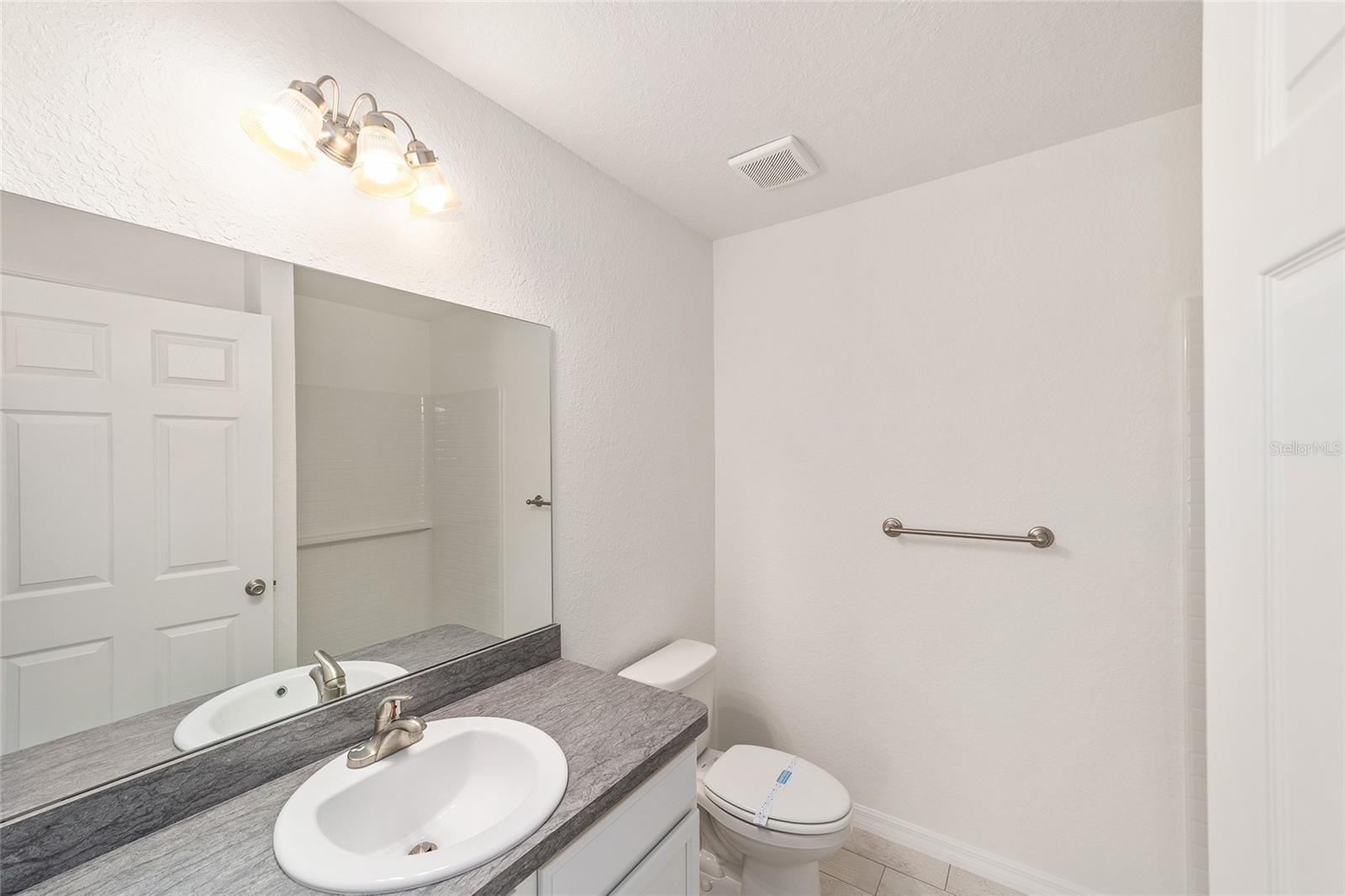 RAINBOW LAKES ESTATES - Residential