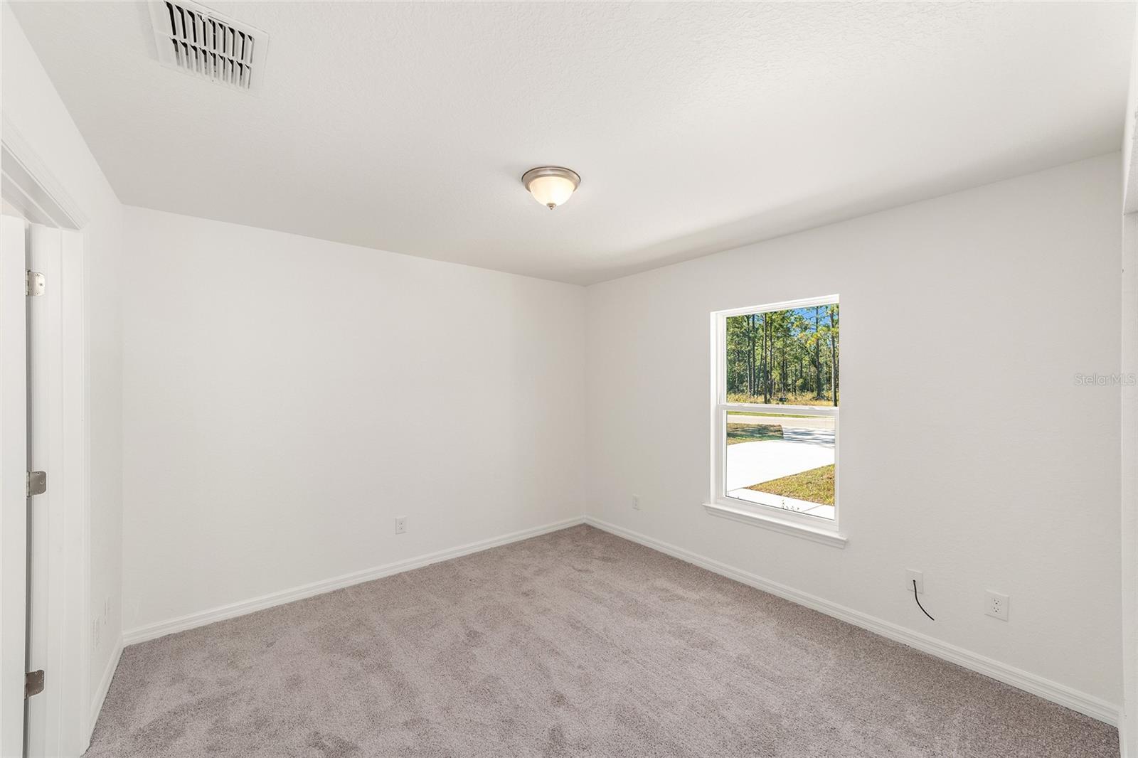 RAINBOW LAKES ESTATES - Residential