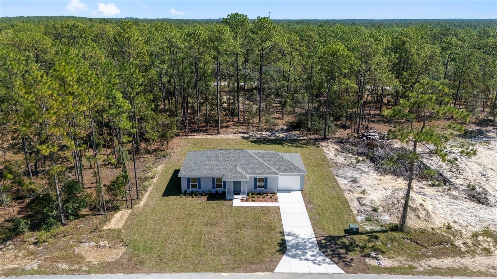 RAINBOW LAKES ESTATES - Residential