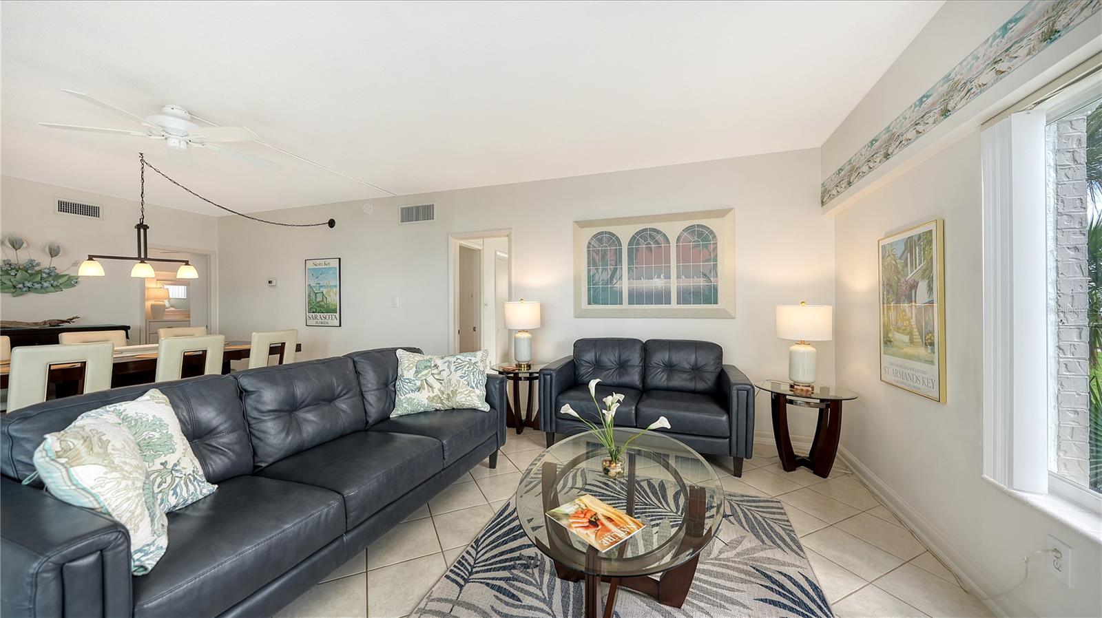 ISLAND HOUSE - Residential