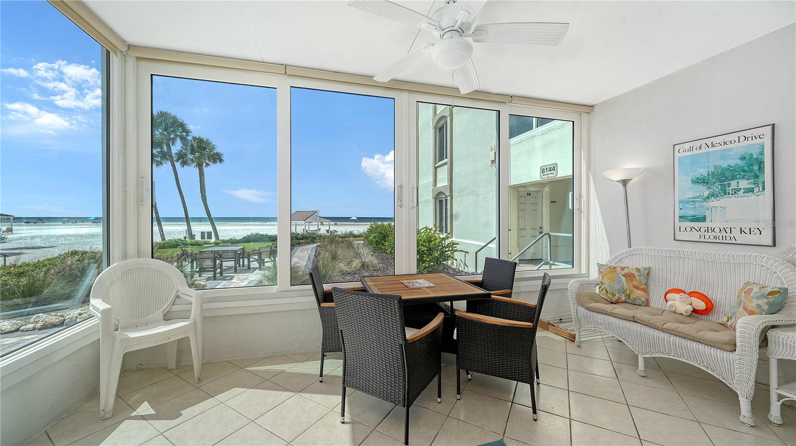 ISLAND HOUSE - Residential