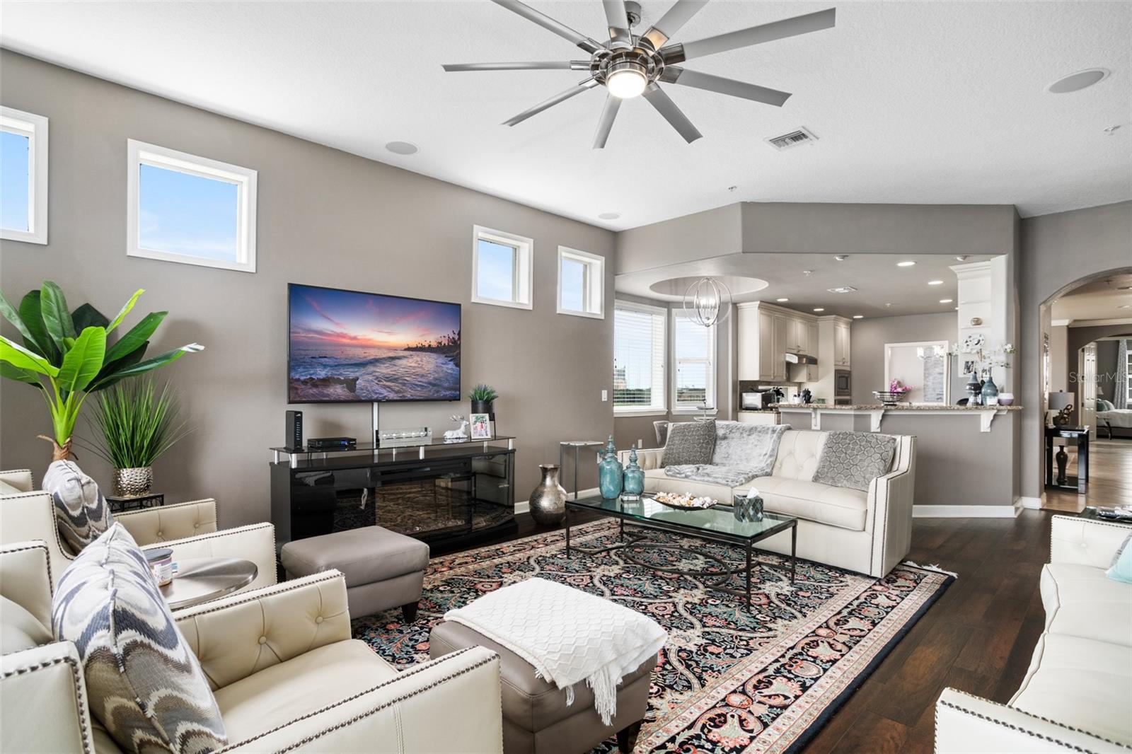 VIZCAYA HEIGHTS CONDO 08 - Residential Lease