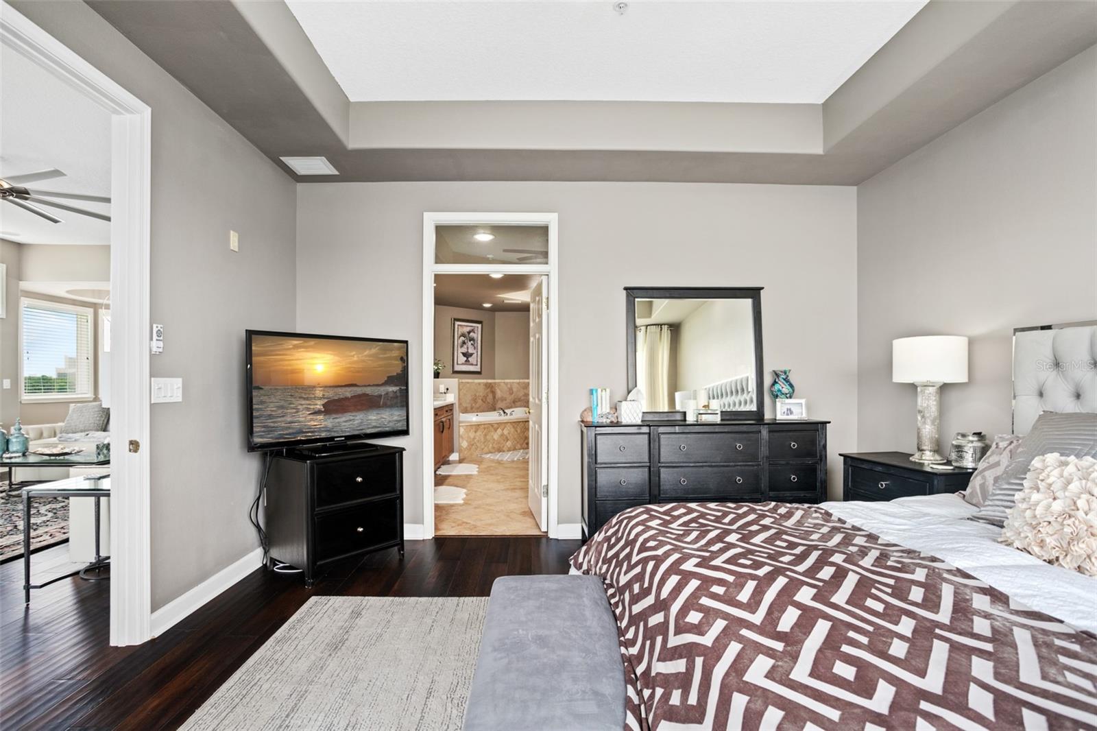 VIZCAYA HEIGHTS CONDO 08 - Residential Lease