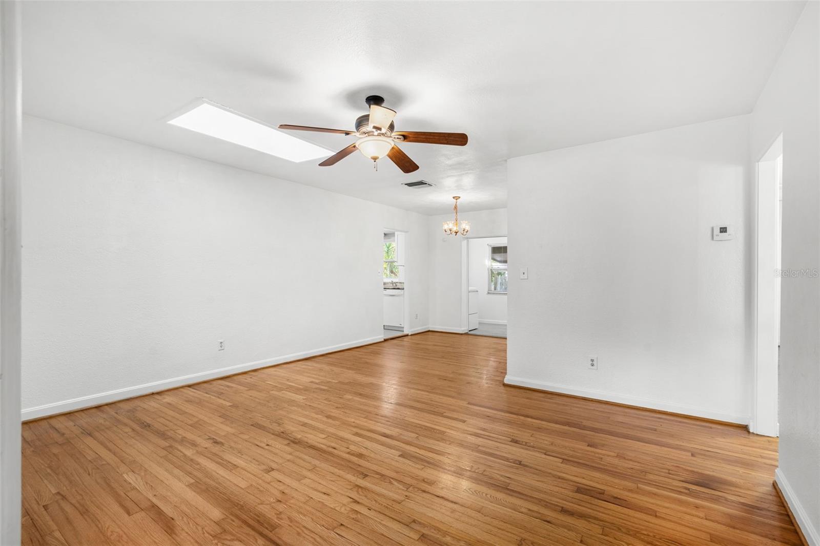 811 BRIERCLIFF DRIVE