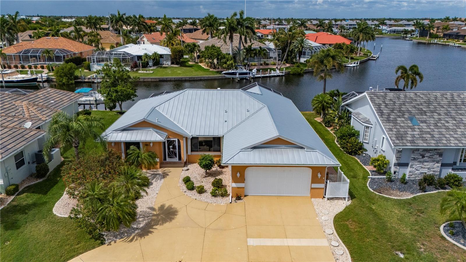 PUNTA GORDA ISLES SEC 14 - Residential